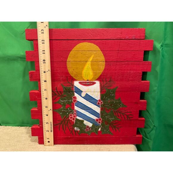 Rustic Hand Painted Red Wood Wall Decor Christmas Candle Mistletoe Image - Picture 3 of 4
